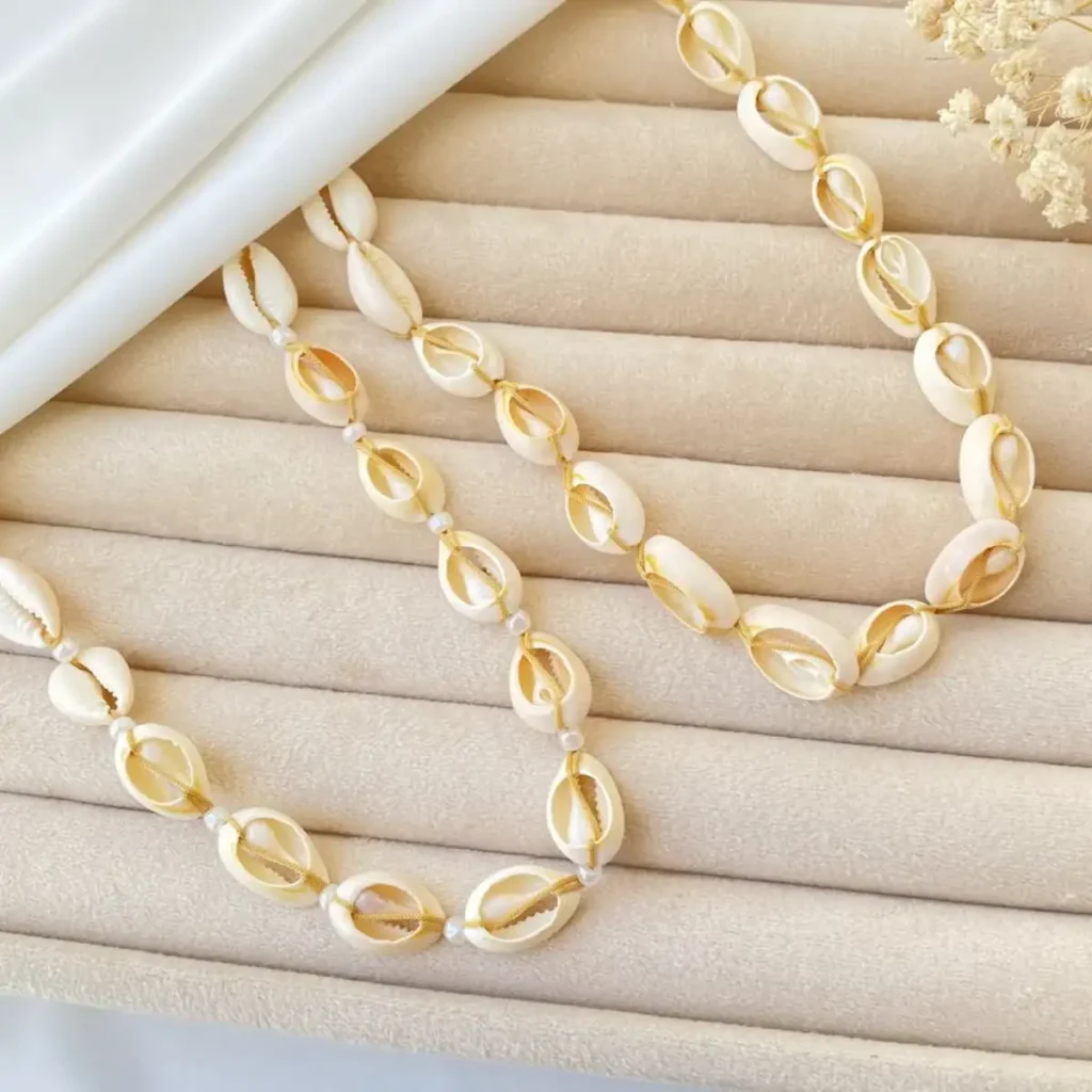 گردنبند صدفی